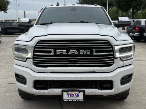 Used 2019 RAM 3500 Laramie image 10