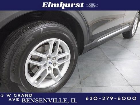 Certified 2025 Ford Explorer Active image 30