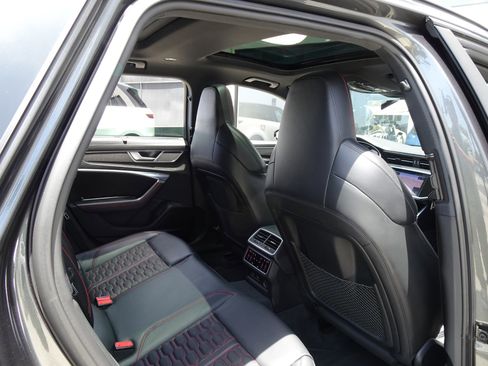 Used 2021 Audi RS 6 w/ Executive Package AWD/4WD image 19