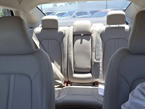 Used 2019 Lincoln MKZ Reserve FWD image 17