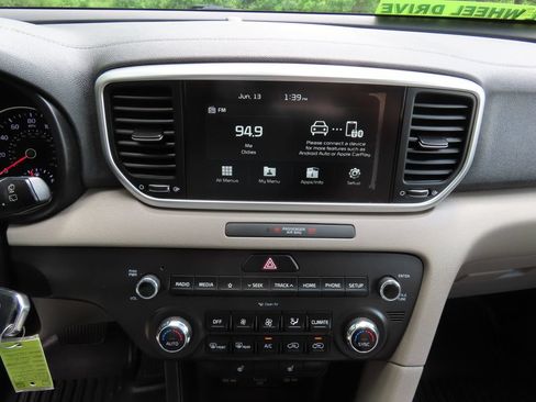 Used 2021 Kia Sportage LX w/ LX AWD Popular Package image 19