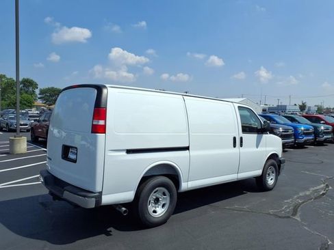 New 2025 Chevrolet Express 2500 w/ Driver Convenience Package RWD image 4