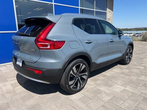 Used 2023 Volvo XC40 B5 Ultimate w/ Protection Package Premier AWD/4WD image 6