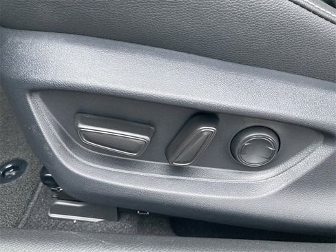 New 2026 Toyota Camry SE image 29