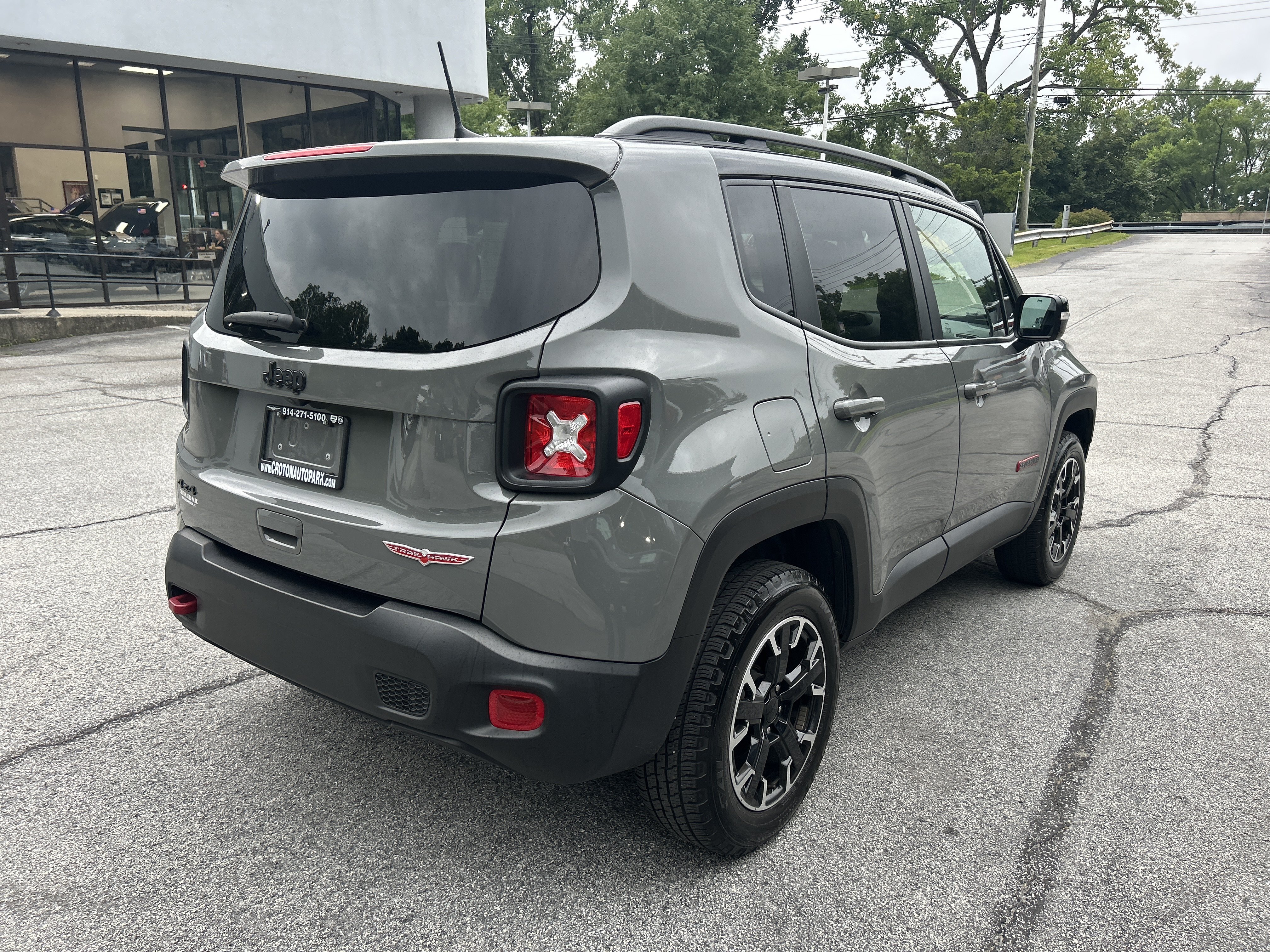 Certified 2023 Jeep Renegade Trailhawk w/ Sun/Sound Group AWD/4WD image 8