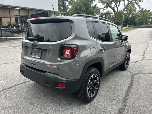 Certified 2023 Jeep Renegade Trailhawk w/ Sun/Sound Group AWD/4WD image 8
