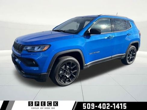 New 2026 Jeep Compass Latitude image 1