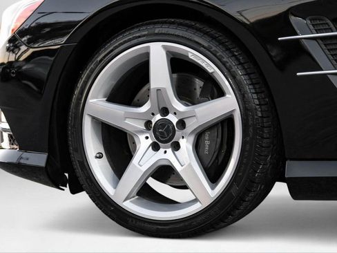 Used 2016 Mercedes-Benz SL 550 image 62