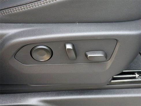 New 2026 Chevrolet Suburban High Country image 43