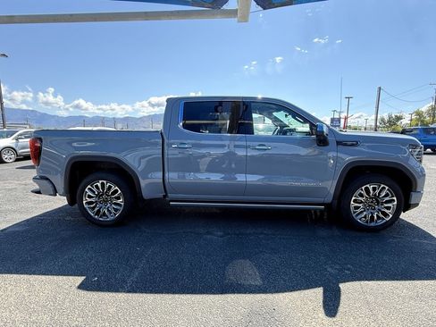Used 2025 GMC Sierra 1500 Denali Ultimate image 4