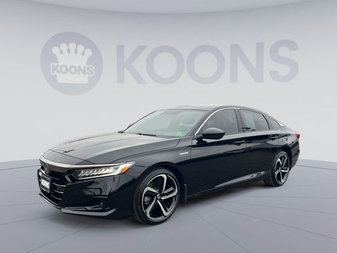 Used 2022 Honda Accord Sport image 1