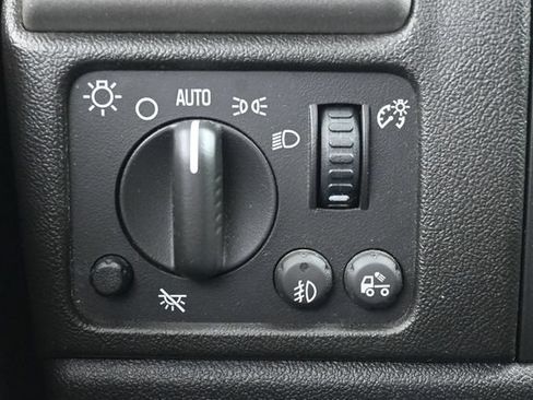 Used 2010 Chevrolet Colorado LT RWD image 21