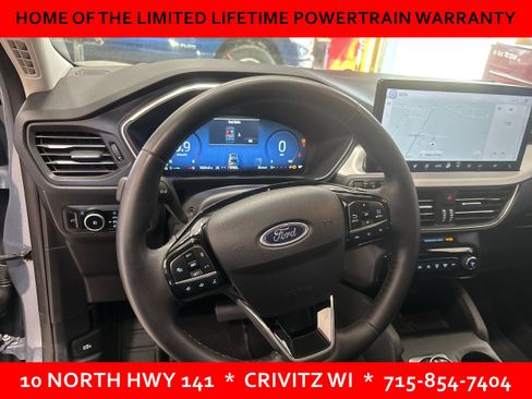 Used 2024 Ford Escape Platinum AWD/4WD image 9