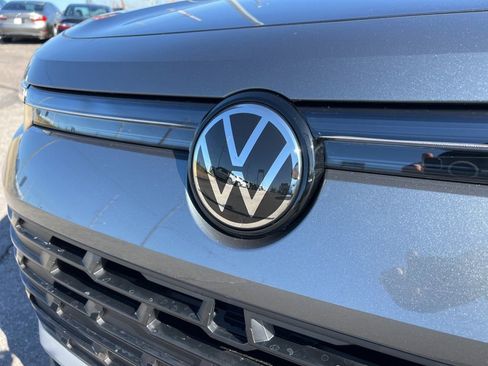 New 2026 Volkswagen Tiguan S image 10