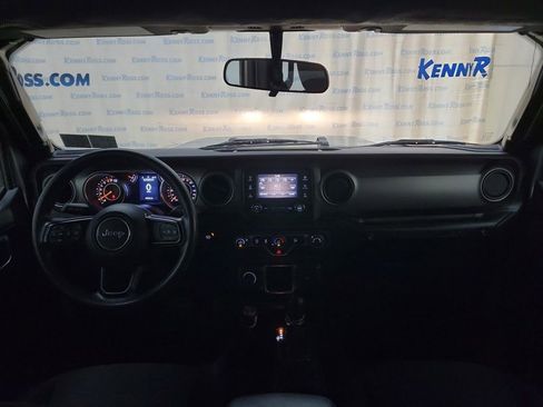 Used 2021 Jeep Wrangler Unlimited Sport image 16