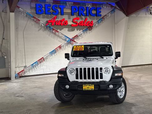 Used 2020 Jeep Gladiator Sport w/ Quick Order Package 24S AWD/4WD image 9