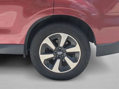 Used 2018 Subaru Forester 2.5i Limited AWD/4WD image 18