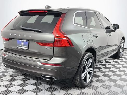 Used 2018 Volvo XC60 T5 Momentum w/ Convenience Package AWD/4WD image 25