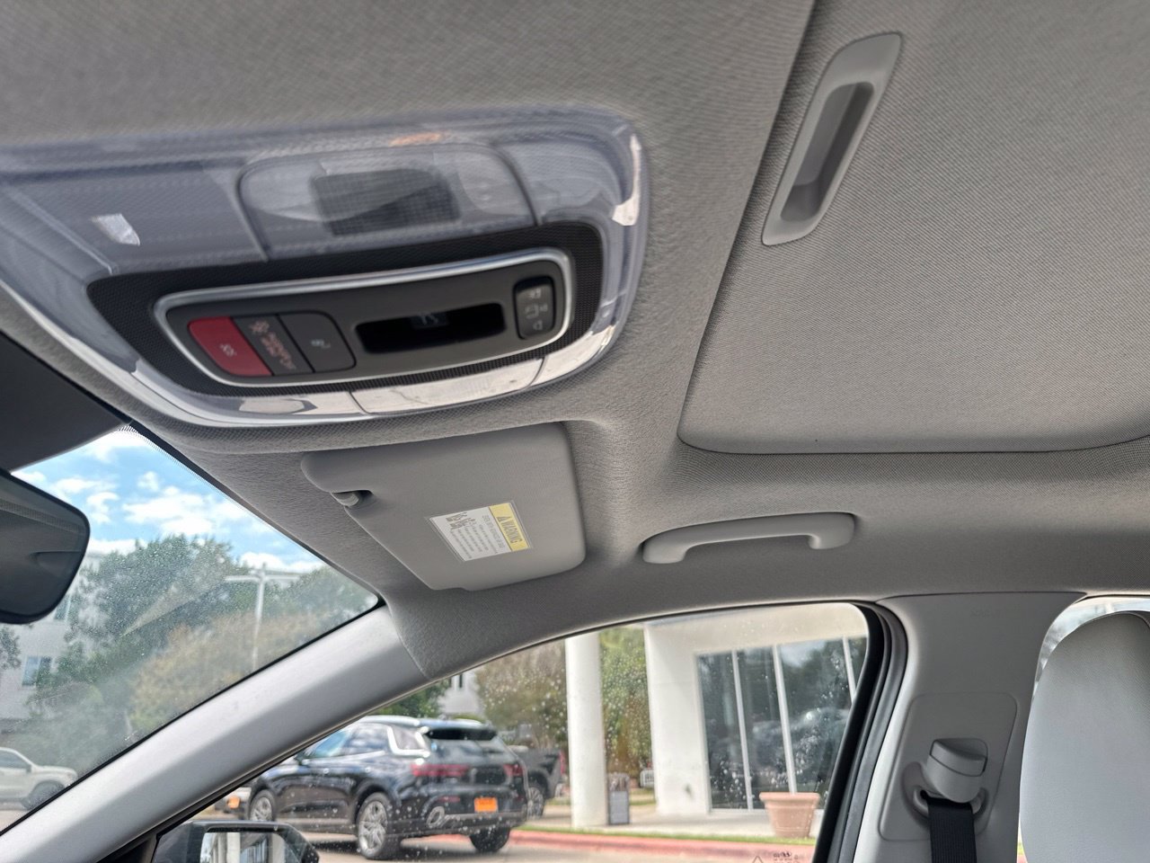 Used 2024 Hyundai Elantra Limited FWD image 21