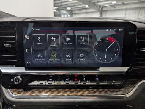 Used 2023 GMC Sierra 1500 Elevation w/ Preferred Package image 26