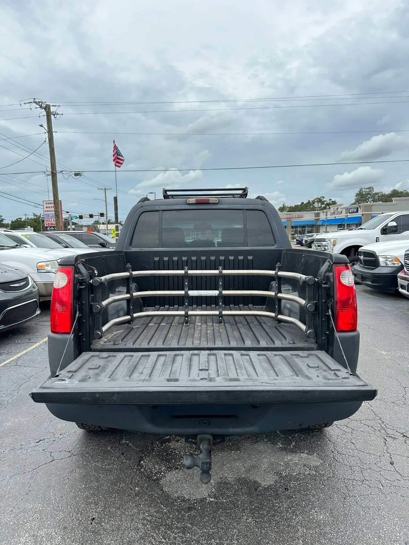 Used 2005 Ford Explorer Sport Trac XLS RWD image 18