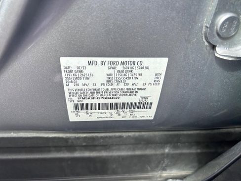 Used 2023 Ford Explorer Limited w/ Equipment Group 301A image 25