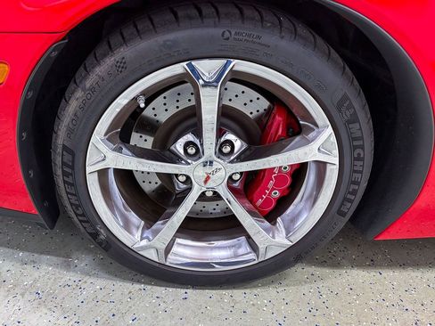 Used 2012 Chevrolet Corvette Grand Sport w/ 3LT Preferred Equipment Group RWD image 11