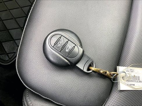 Used 2020 MINI Cooper S FWD image 33