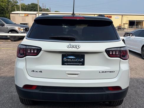 Used 2018 Jeep Compass Limited w/ Navigation Group AWD/4WD image 6