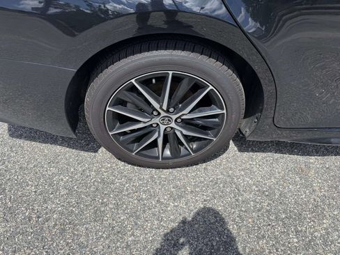 Used 2024 Toyota Camry SE w/ Cold Weather Package FWD image 8