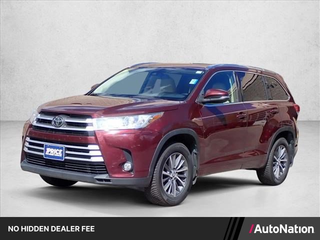 Used 2018 Toyota Highlander XLE AWD/4WD image 1