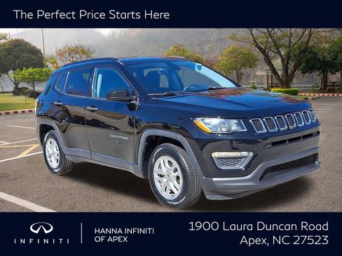 Used 2018 Jeep Compass Sport image 1