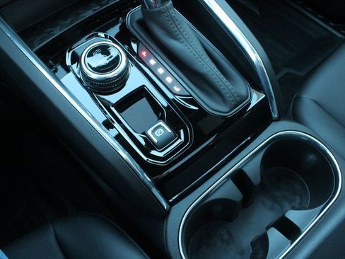 New 2026 GMC Canyon Elevation w/ Convenience Package image 49