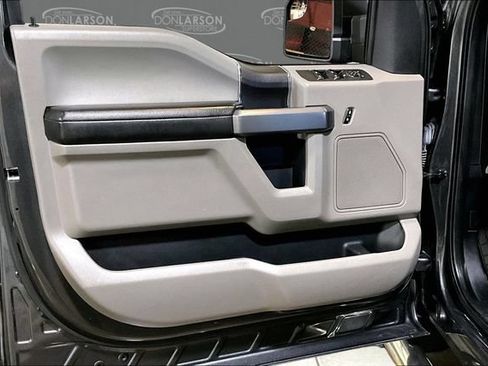 Used 2019 Ford F150 XLT AWD/4WD image 12