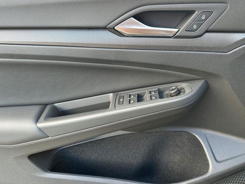 New 2026 Volkswagen GTI SE image 10