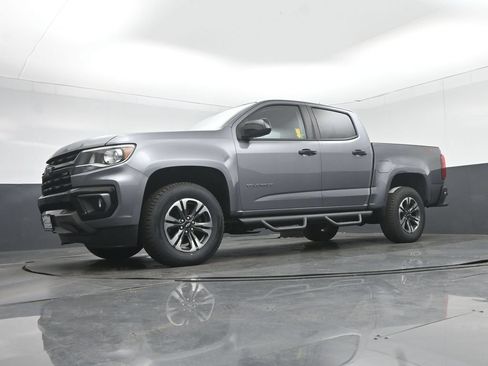 Used 2021 Chevrolet Colorado Z71 w/ Safety Package AWD/4WD image 57