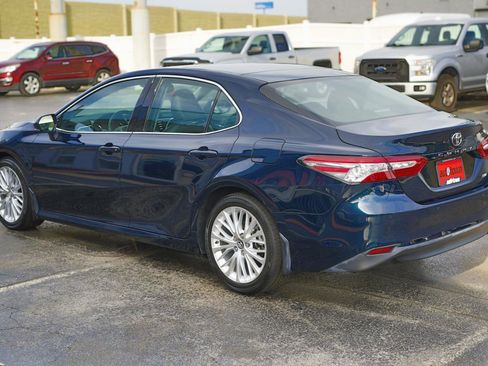 Used 2018 Toyota Camry XLE w/ Driver Assist Package FWD image 17