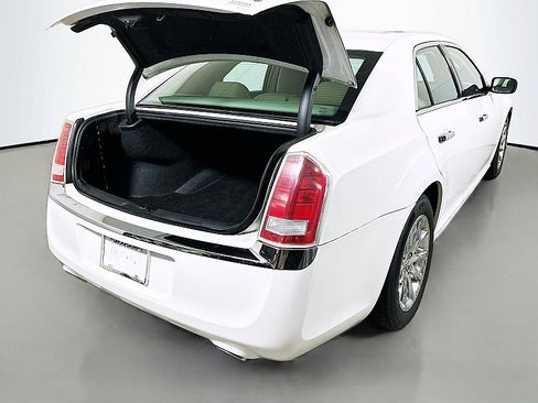 Used 2012 Chrysler 300 Limited w/ Luxury Group image 26