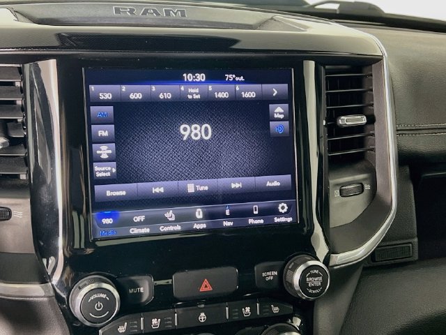Used 2021 RAM 1500 Laramie AWD/4WD image 16