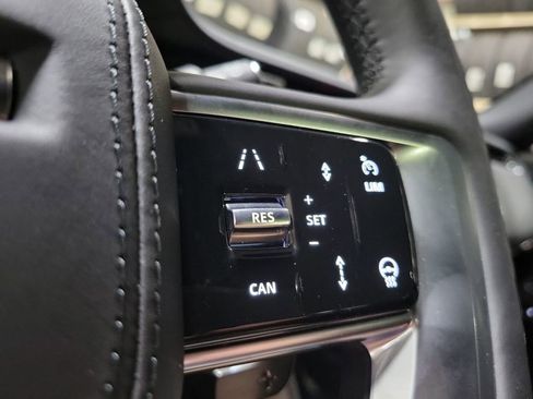 New 2025 Land Rover Range Rover SE image 16