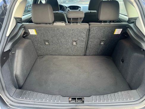 Used 2017 Ford Focus SE image 34