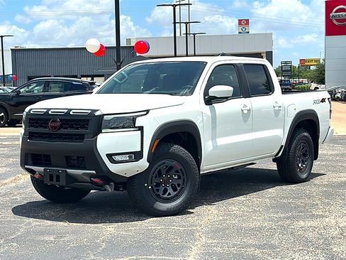 New 2026 Nissan Frontier PRO-4X w/ Pro Premium Package AWD/4WD image 2