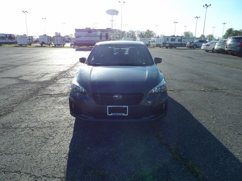 Used 2018 Subaru Impreza 2.0i Sport AWD/4WD image 3