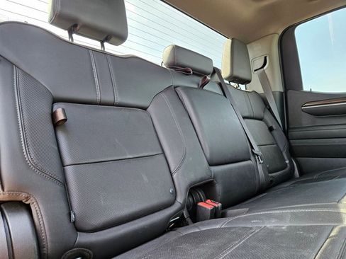 Used 2023 Chevrolet Silverado 1500 RST AWD/4WD image 17
