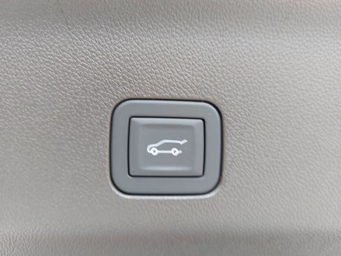 New 2026 GMC Yukon XL Elevation w/ Elevation Premium Package image 13