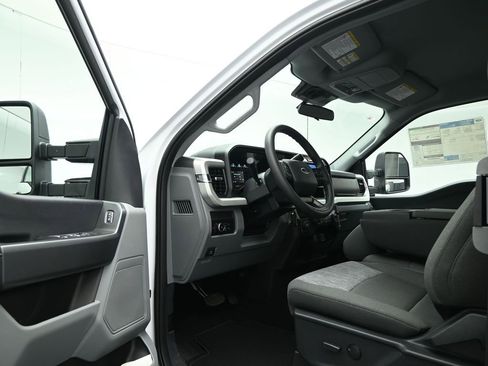 New 2026 Ford F250 XLT image 8