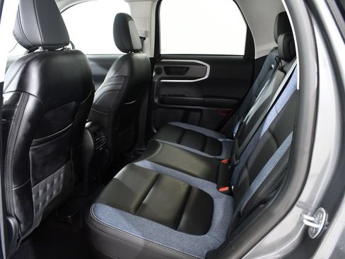 Used 2025 Ford Bronco Sport Outer Banks w/ Outer Banks Tech Package+ AWD/4WD image 16