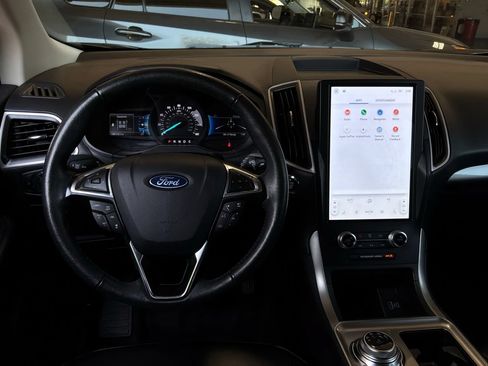 Used 2024 Ford Edge SEL AWD/4WD image 16