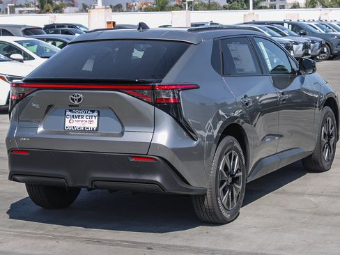 New 2026 Toyota bZ FWD image 9