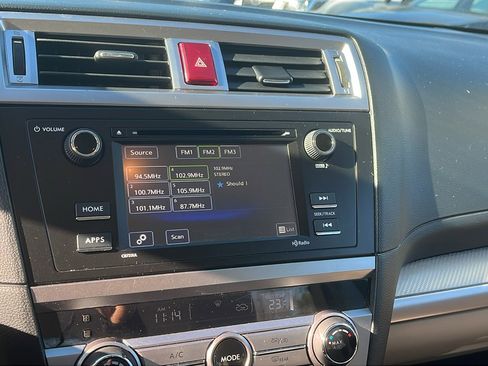 Used 2016 Subaru Legacy 2.5i image 17